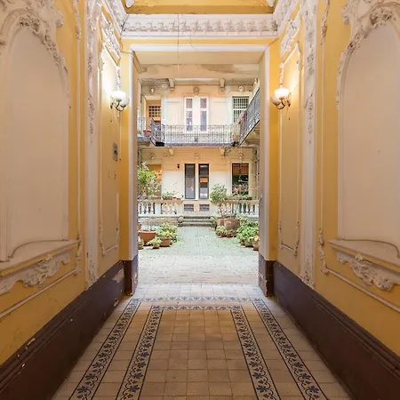 Peaceful Palace Apartamento