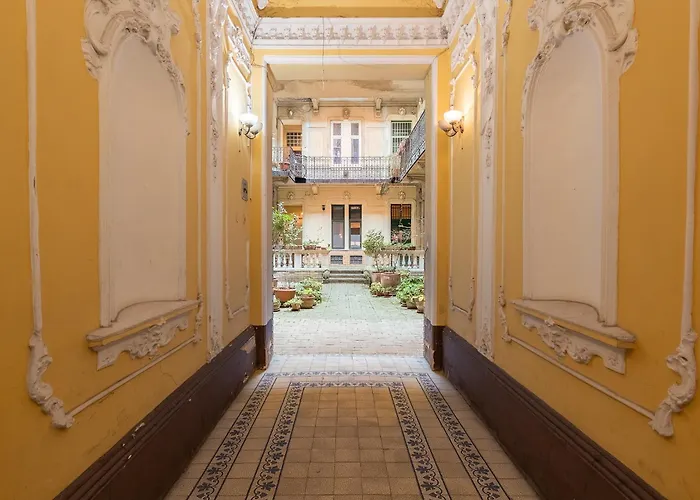 Peaceful Palace Daire